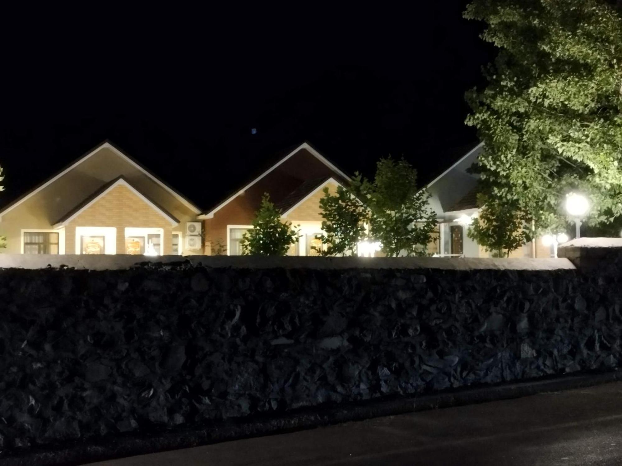 Tulpan Hotel Шеки Экстерьер фото