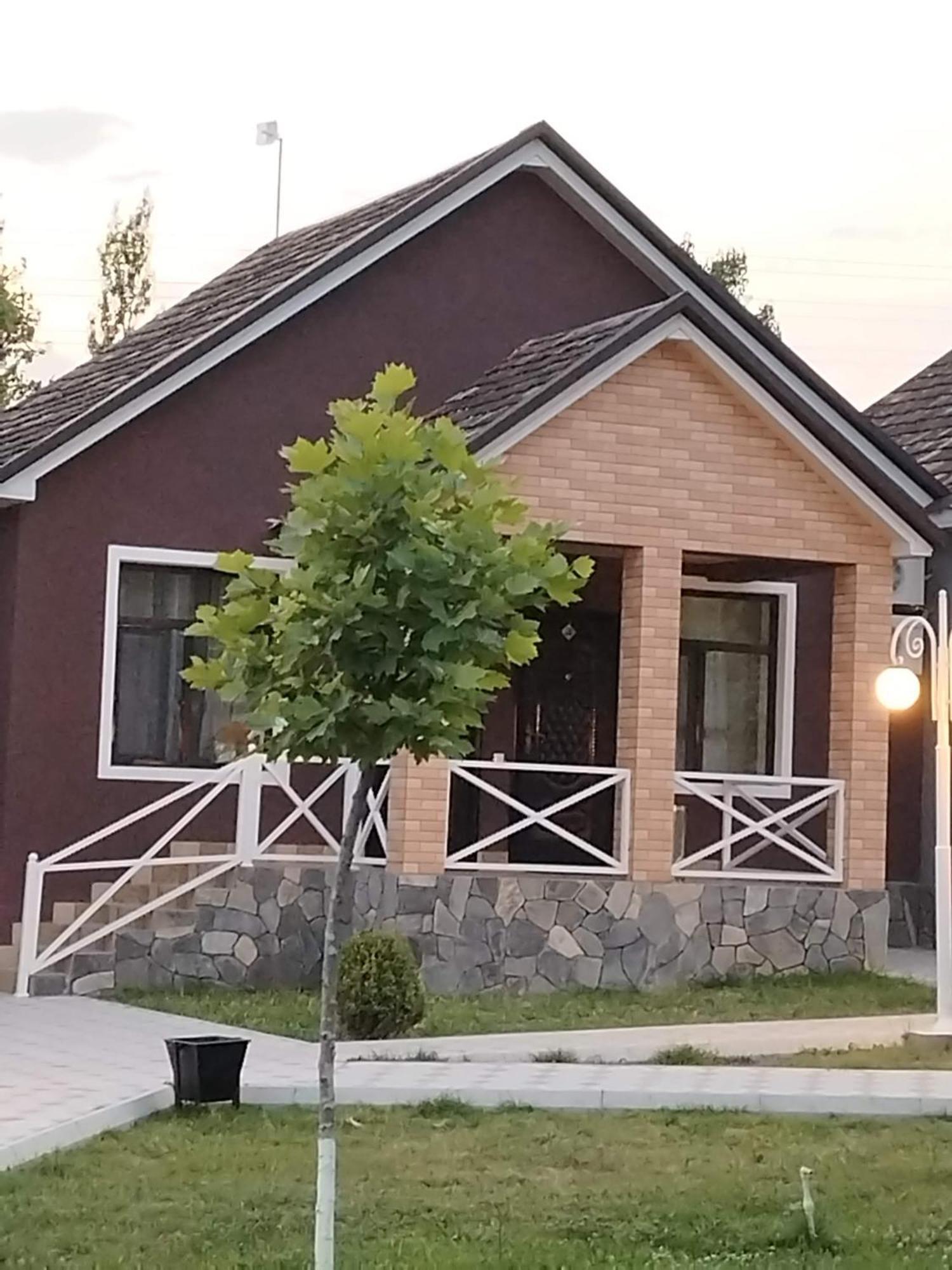 Tulpan Hotel Шеки Экстерьер фото